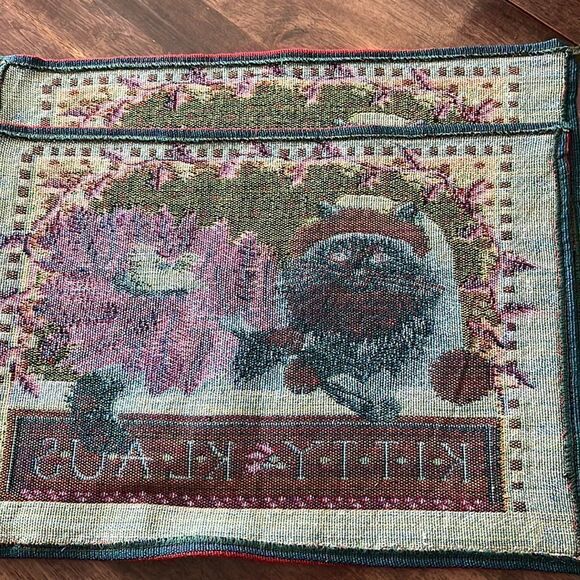Vintage Set (2) Tapestry Rectangle Christmas Kitty Klaus Cotton Blend Placemats - Picture 3 of 16